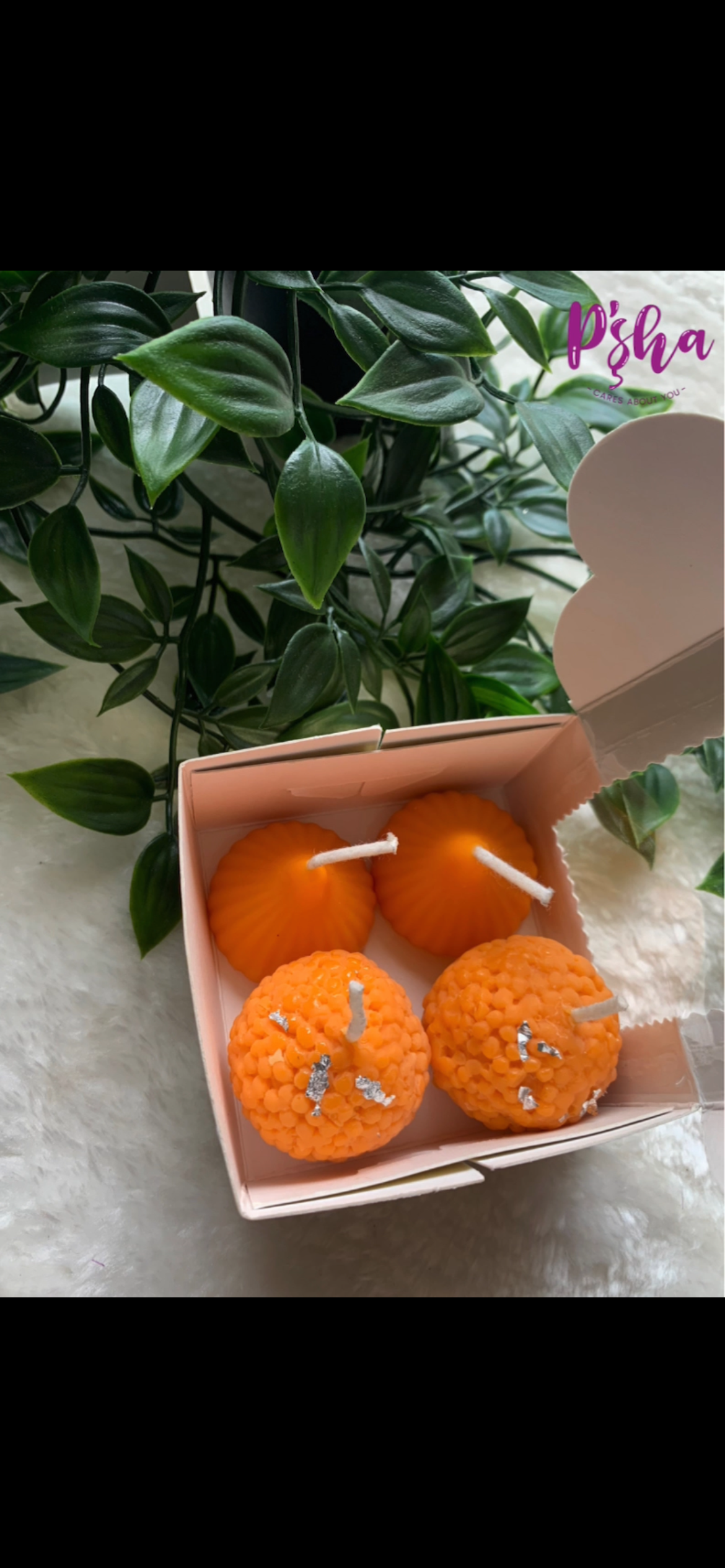 MoMo (2  Motichoor- 2 Modak) candles